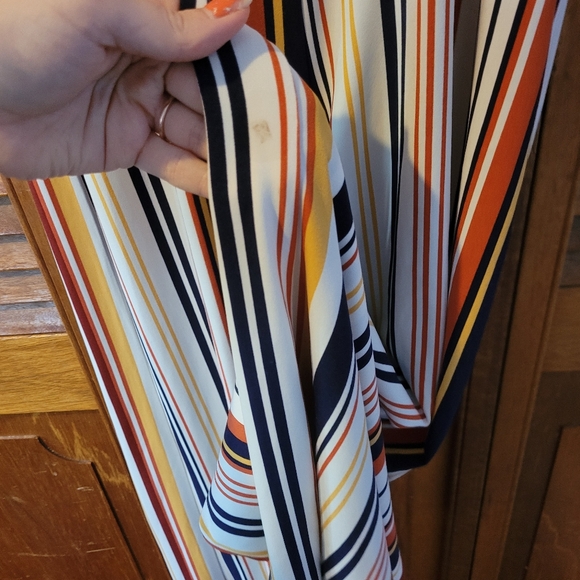 Retro Style Jumpsuit - Picture 6 of 8